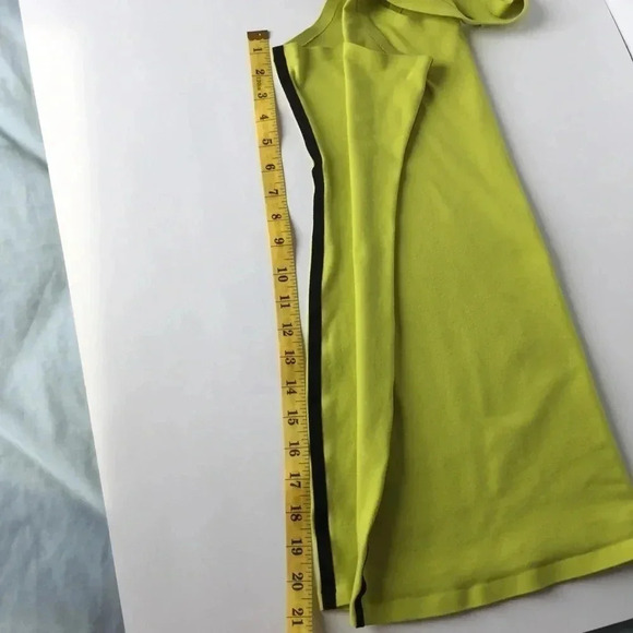 Lululemon Reversible neon yellow green racerback tank top size medium - Picture 12 of 17